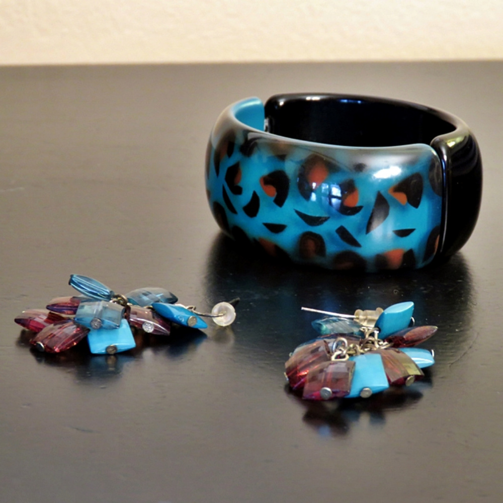 NINE WEST Bracelet & Earrings Set